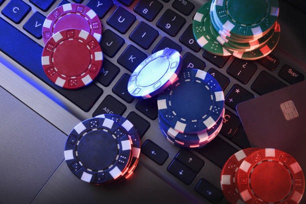 Top Trend Gaming section on rebelbet77 showing featured slot and live-dealer games